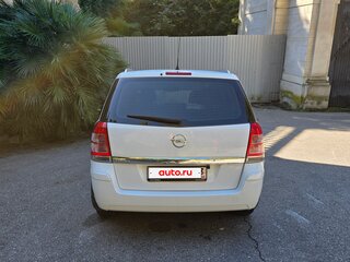 2013 Opel Zafira B Рестайлинг, белый, 935000 рублей, вид 2