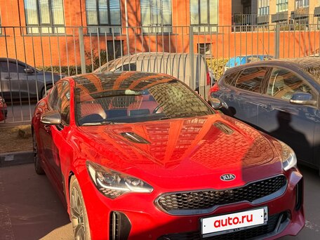 2019 Kia Stinger I, красный, 2400000 рублей, вид 1