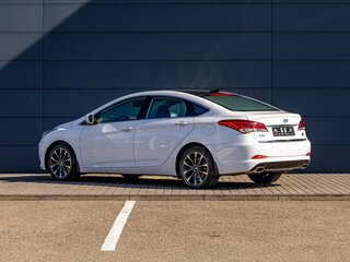 2015 Hyundai i40 I Рестайлинг, белый, 1655000 рублей, вид 4