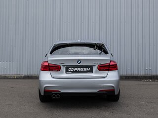 2017 BMW 3 серии 320i xDrive VI (F3x) Рестайлинг, серебристый, 3099000 рублей, вид 4