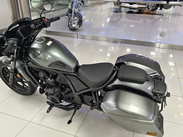 2026 Honda CMX 1100 Rebel, серый, 1550000 рублей - вид 32
