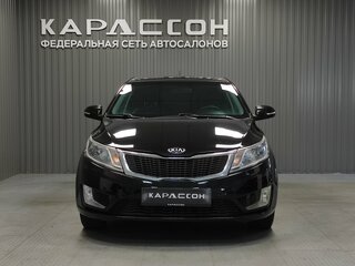 2013 Kia Rio 5-speed III, чёрный, 670000 рублей, вид 3