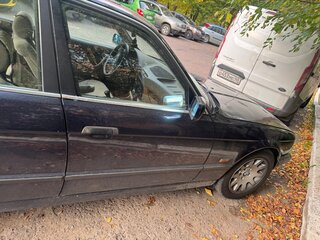 1994 BMW 5 серии 520i III (E34), серебристый, 200000 рублей, вид 4