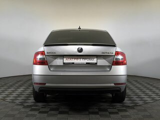 2017 Skoda Octavia III (A7) Рестайлинг, серебристый, 1490000 рублей, вид 5