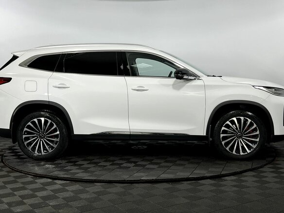 2023 Exeed TXL I Рестайлинг, белый, 2500000 рублей - вид 4