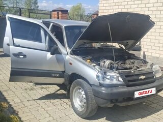 2008 Chevrolet Niva I, серебристый, 330000 рублей, вид 4