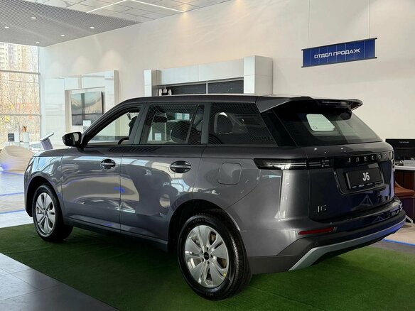 2026 Jaecoo J6, серый, 2330000 рублей - вид 3