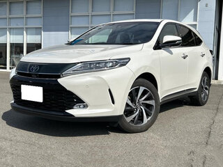 2019 Toyota Harrier III (XU60) Рестайлинг, белый, 2108000 рублей, вид 1