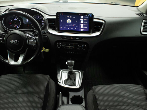 2020 Kia Ceed III, синий, 1780000 рублей - вид 9