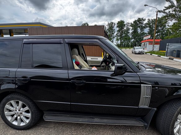 2008 Land Rover Range Rover Supercharged III Рестайлинг, чёрный, 1300000 рублей - вид 4