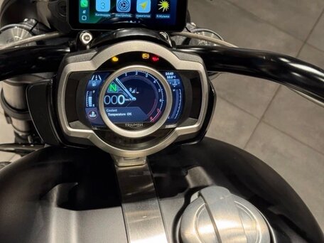 2025 Triumph Rocket 3, чёрный, 3000000 рублей, вид 5