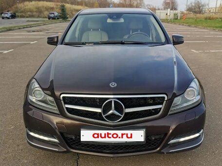 2011 Mercedes-Benz C-Класс 300 III (W204) Рестайлинг, коричневый, 1330000 рублей, вид 3