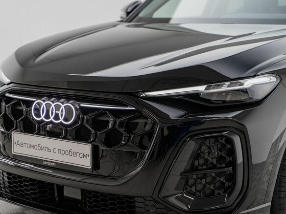 2025 Audi Q5 L III (GU), чёрный, 6590000 рублей - вид 1