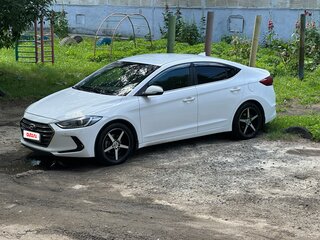 2018 Hyundai Elantra VI (AD), белый, 1500000 рублей, вид 1
