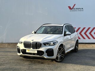 2019 BMW X5 40i IV (G05/G18), белый, 5350000 рублей, вид 1