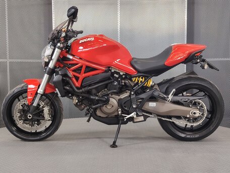 2015 Ducati Monster 821, красный, 539000 рублей, вид 5