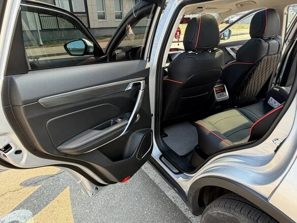 2023 Geely Atlas Pro, серый, 2900000 рублей - вид 36