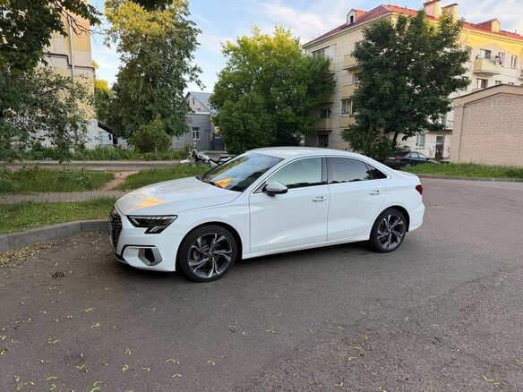 2021 Audi A3 35 TFSI IV (8Y), белый, 2100000 рублей - вид 2