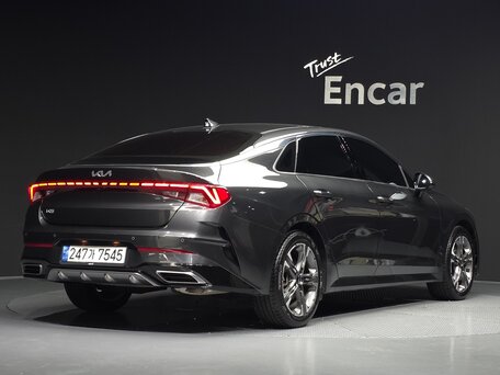 2023 Kia K5 III, серый, 1840000 рублей, вид 2