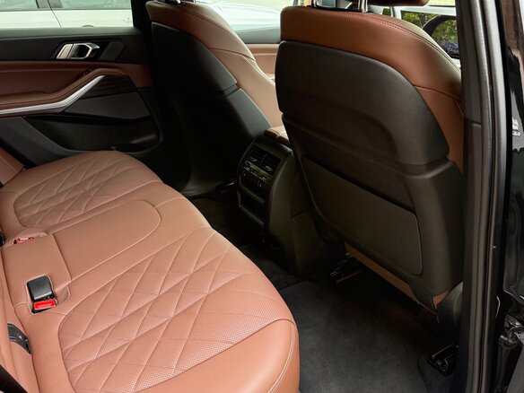 2023 BMW X5 30d IV (G05/G18) Рестайлинг, чёрный, 9750000 рублей - вид 18