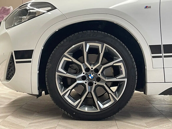2021 BMW X2 sDrive20i I (F39), белый, 1685000 рублей - вид 22