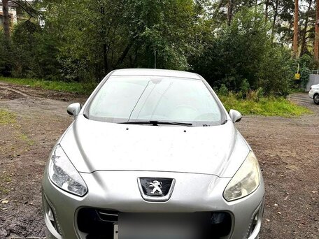 2011 Peugeot 308 I Рестайлинг, серый, 472000 рублей, вид 1