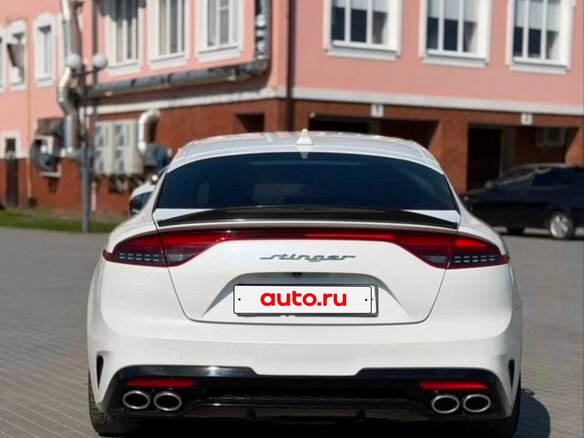2020 Kia Stinger I Рестайлинг, белый - вид 8