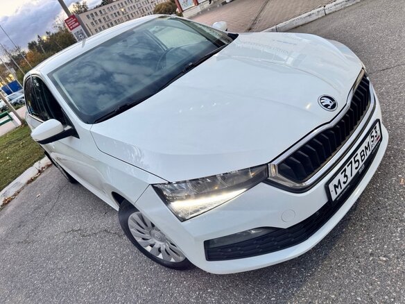 2021 Skoda Rapid II, белый - вид 1