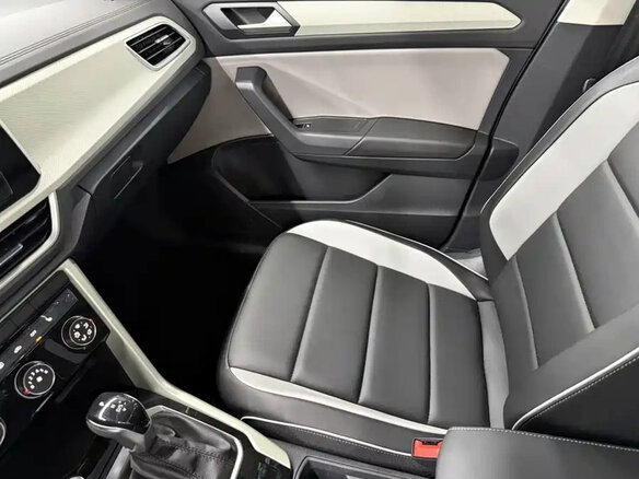 2026 Volkswagen T-Roc I (China Market) Рестайлинг, белый - вид 13