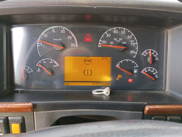 2004 Volvo VNL, белый, 1150000 рублей - вид 7