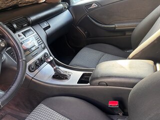 2005 Mercedes-Benz C-Класс 180 II (W203) Рестайлинг, синий, 650000 рублей, вид 4