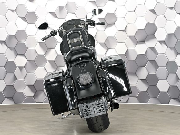 2009 Harley-Davidson Fat Boy, чёрный, 949000 рублей - вид 5