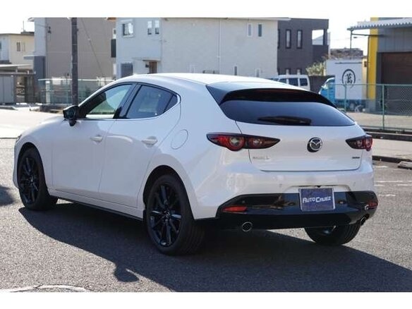 2023 Mazda 3 IV (BP), белый - вид 3