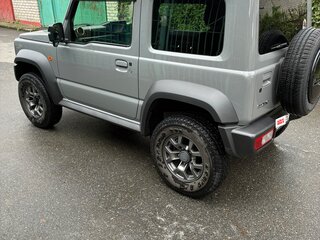 2021 Suzuki Jimny Sierra IV, серый, 2460000 рублей, вид 5