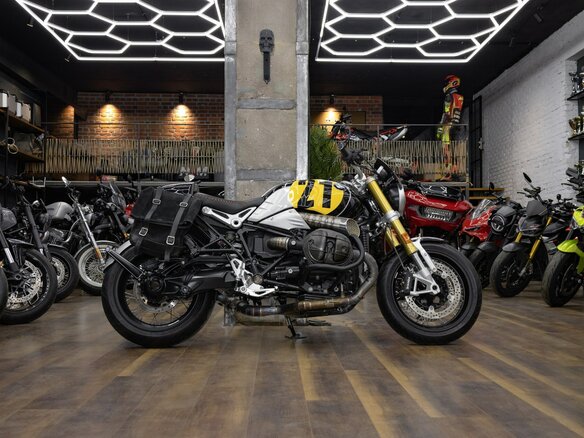 2017 BMW R Nine T, чёрный, 1790000 рублей - вид 1