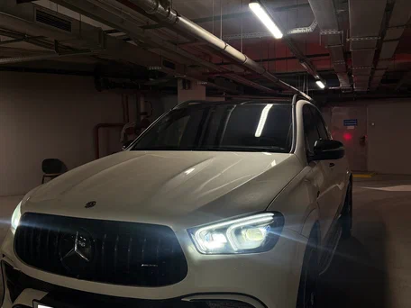 2020 Mercedes-Benz GLE 450 II (V167), белый, 5650000 рублей, вид 1