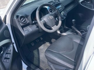2011 Toyota RAV4 III (XA30) Рестайлинг, белый, 950000 рублей, вид 5