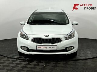 2014 Kia Ceed II, белый, 990000 рублей, вид 3