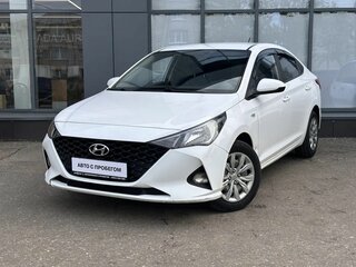 2021 Hyundai Solaris II Рестайлинг, белый, 915000 рублей, вид 1
