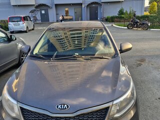 2015 Kia Rio III Рестайлинг, серый, 1050000 рублей, вид 1