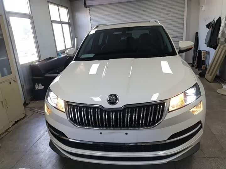 Открыть фотографии: Skoda Karoq I Рестайлинг