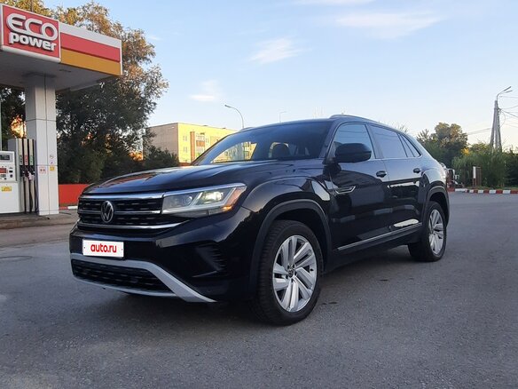 2020 Volkswagen Atlas Cross Sport I, чёрный, 2250000 рублей - вид 2