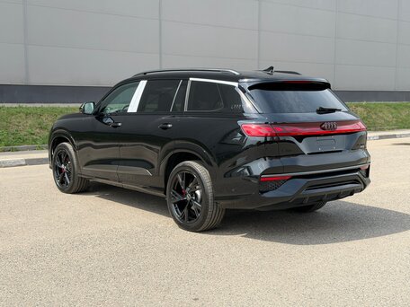 2026 Audi Q6 45 TFSI, чёрный, 7100000 рублей, вид 5