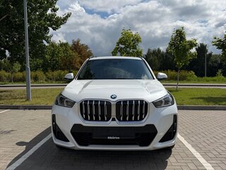 2024 BMW X1 20d xDrive III (U11/U12), белый, 4600000 рублей, вид 3