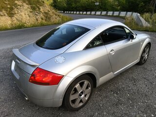 2000 Audi TT I (8N), серебристый, 430000 рублей, вид 4