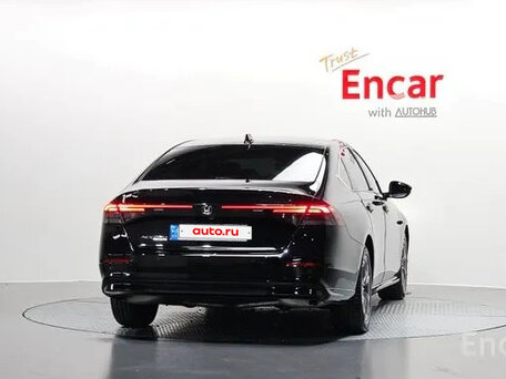 2024 Honda Accord XI, чёрный, 3690000 рублей, вид 4
