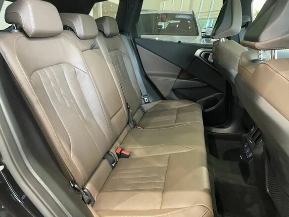 2025 BMW X3 20d xDrive IV (G45/G48), чёрный, 9350000 рублей - вид 9