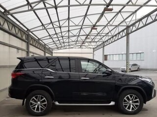2017 Toyota Fortuner II, чёрный, 3600000 рублей, вид 2