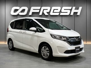2017 Honda Freed II, белый, 1680000 рублей, вид 1