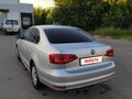 2015 Volkswagen Jetta VI Рестайлинг, серебристый, 650000 рублей - вид 4